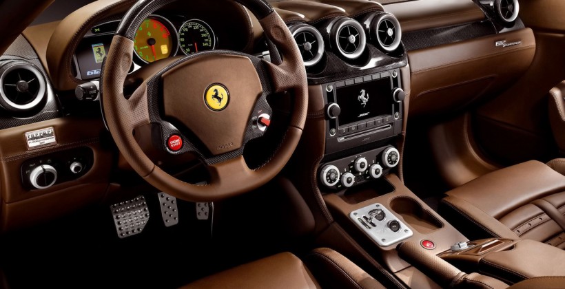 Jönnek az iOS-Ferrarik, Volvók és Mercedesek