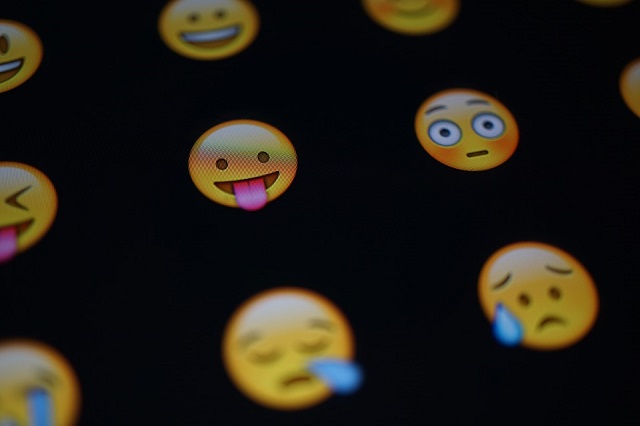 A Google engedélyezni fogja az emojikat a fizetett hirdetésekben?